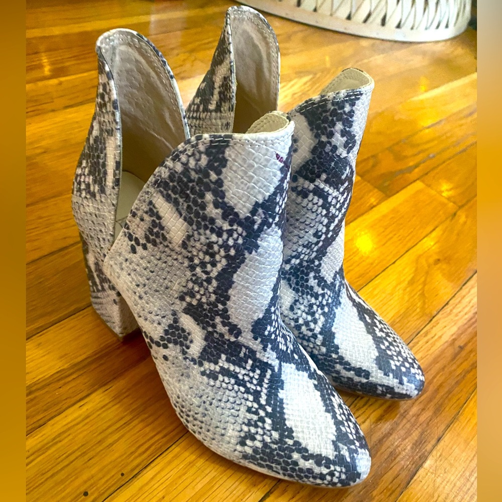 Steve Madden booties
